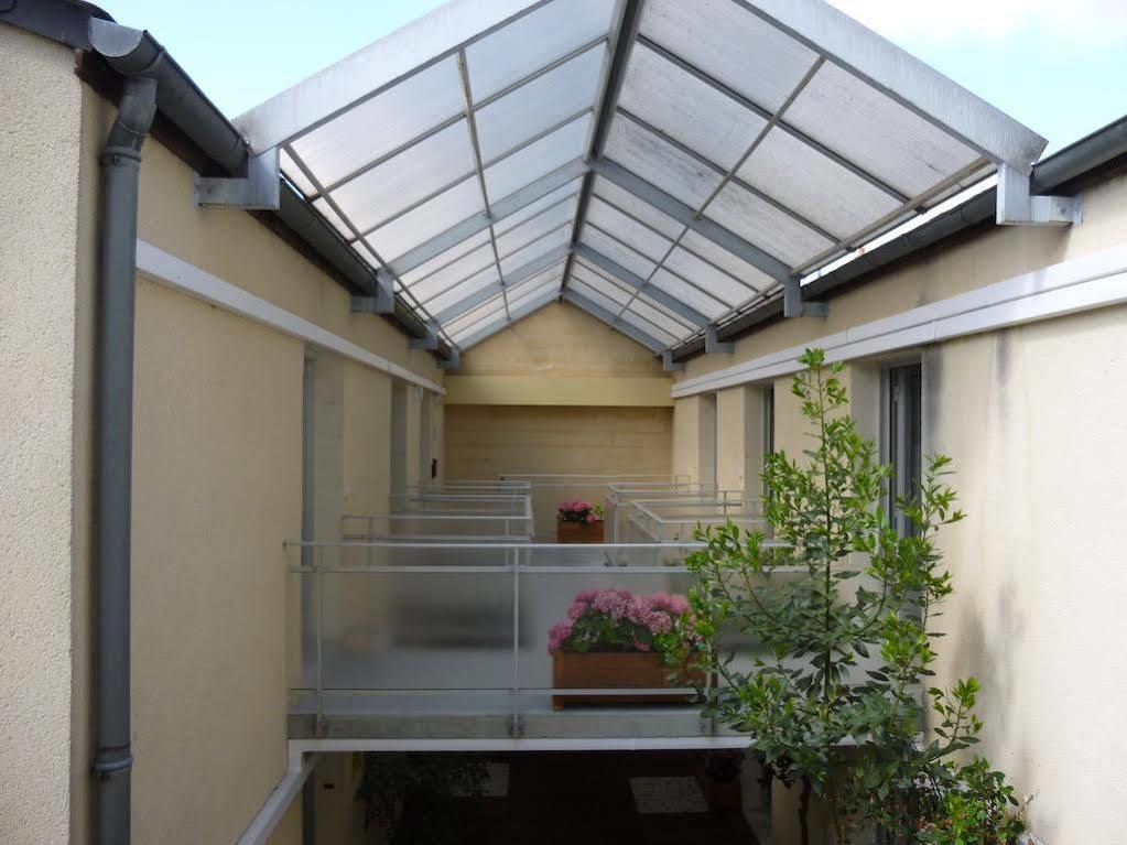 Le Clos Saint Martin Hotel Sancerre Exterior photo